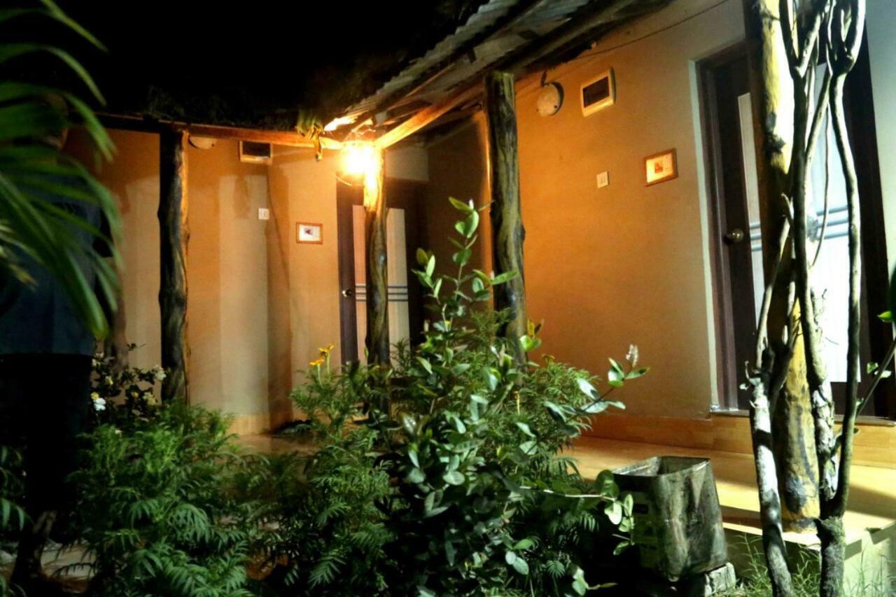 Solitary Nook Gosaba Экстерьер фото